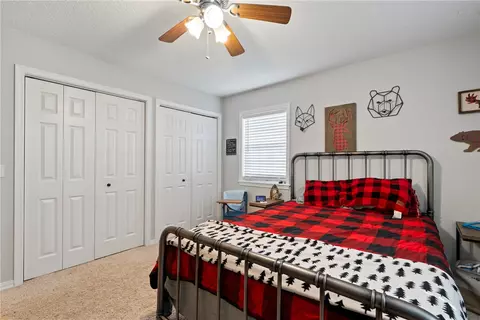 Bedroom - 10149 Ruby Hall Rd, Gentry, AR 72734 photo 4 of 6