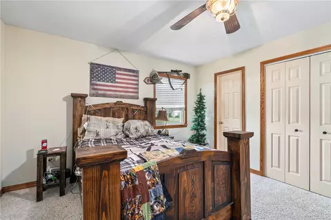 Bedroom - 10149 Ruby Hall Rd, Gentry, AR 72734 photo 6 of 6