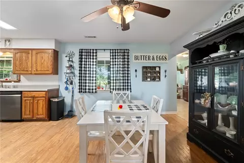 Dining - 10149 Ruby Hall Rd, Gentry, AR 72734 photo 4 of 4