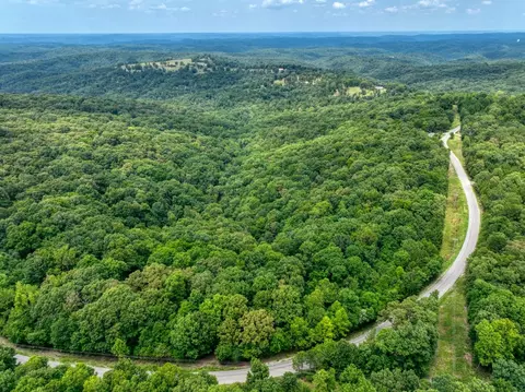 County Road 102, Eureka Springs, AR 72632