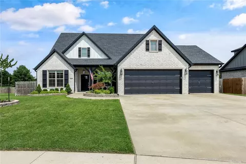 816 Via Perona Rd, Springdale, AR 72762