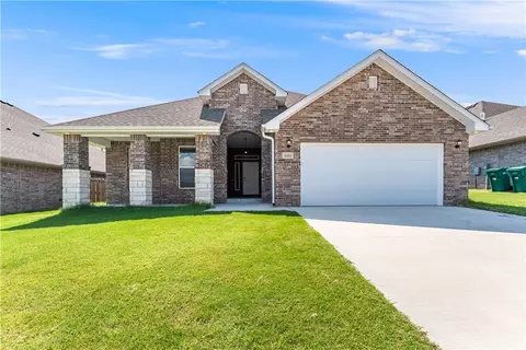 2321 Jazz Ave, Bentonville, AR 72712