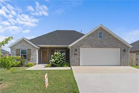 804 Hickory Mdws, Springdale, AR 72762