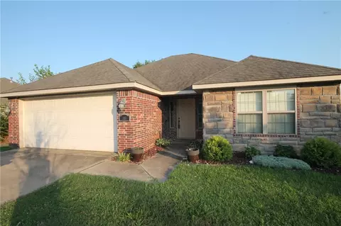 358 Liem Cir, Springdale, AR 72762