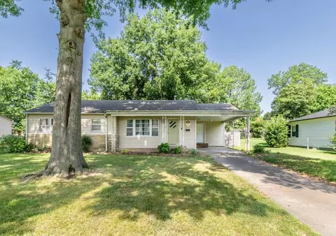 320 E Michael St, Springdale, AR 72764 photo 3