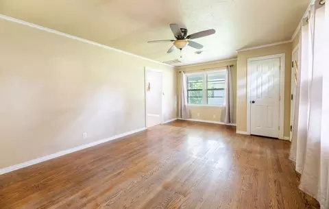 320 E Michael St, Springdale, AR 72764 photo 8