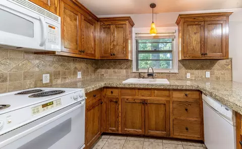 320 E Michael St, Springdale, AR 72764 photo 14
