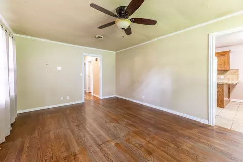320 E Michael St, Springdale, AR 72764 photo 7