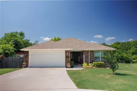 Exterior - 180 Alexandra Loop, Elkins, AR 72727 photo 1 of 5