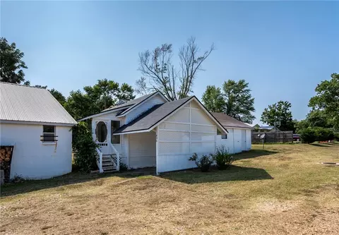 403 Kansas St, Kansas, OK 74347