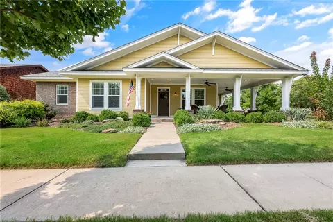 4106 W Front Porch, Fayetteville, AR 72704