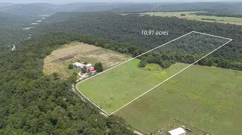 18587 Kilowatt Rd, Winslow, AR 72959