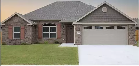 1710 Charismatic Dr, Prairie Grove, AR 72753