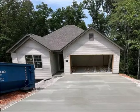 1 Chelmsworth Dr, Bella Vista, AR 72715