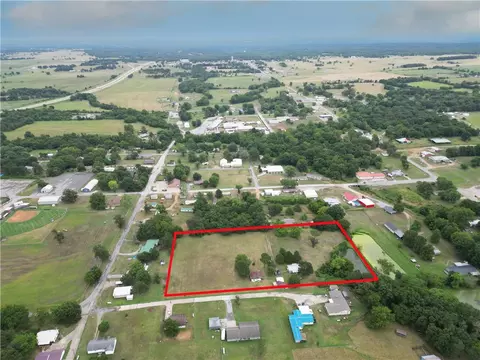 589 Tahlequah St, Kansas, OK 74347