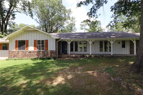 1105 Stratton Rd, Rogers, AR 72756