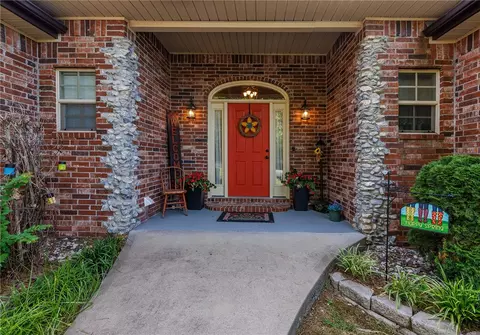7 Frekleton Ln, Bella Vista, AR 72714