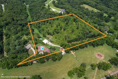 13692 Walnut Valley Rd, Rogers, AR 72756