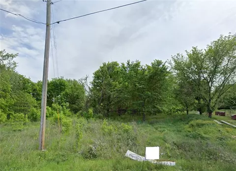 12 Olmstead Cir, Bella Vista, AR 72715