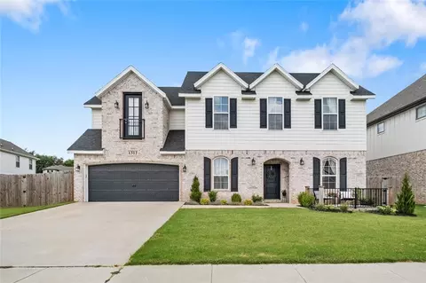 1312 Fifth Ave, Lowell, AR 72745