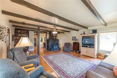 Living - 468 Madison 7605, Wesley, AR 72773 photo 2 of 3