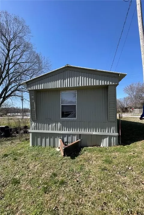 254 4th St, Decatur, AR 72722