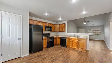 3584 Justice Dr, Springdale, AR 72764 photo 7