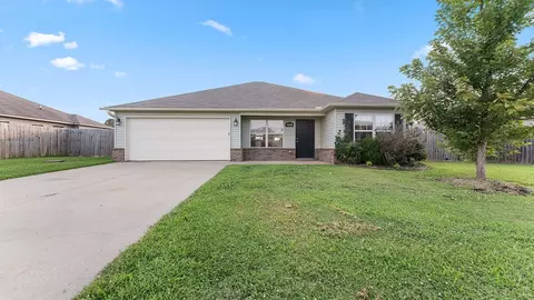3584 Justice Dr, Springdale, AR 72764