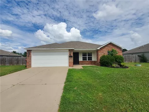 3333 Justice Dr, Springdale, AR 72764