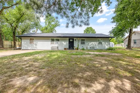 119 Western Heights Cir, Centerton, AR 72719