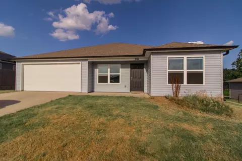 264 N Worley St, Huntsville, AR 72740