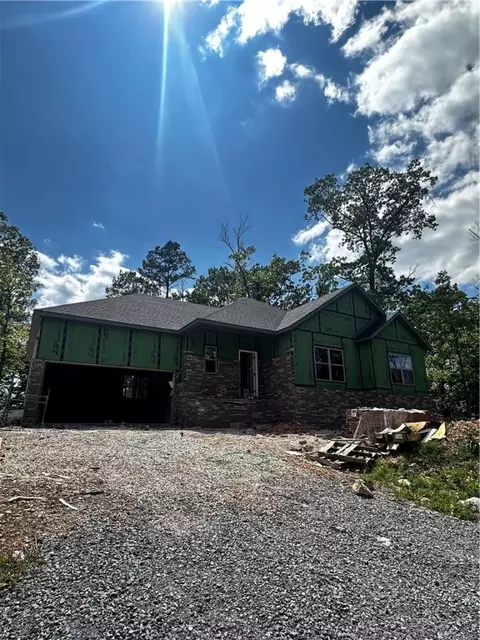21 Reading Ln, Bella Vista, AR 72714