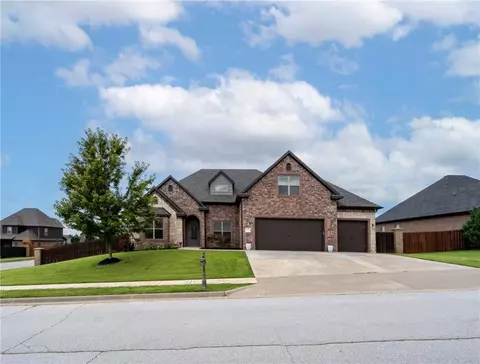 6304 46th Blvd, Rogers, AR 72758