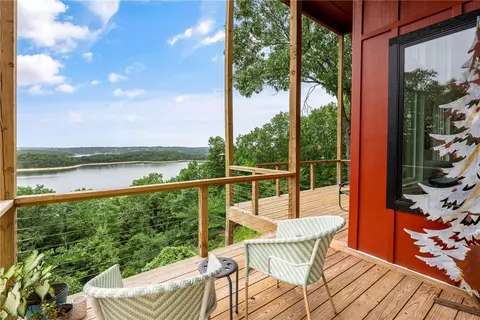 16283 Kostner Dr, Rogers, AR 72756
