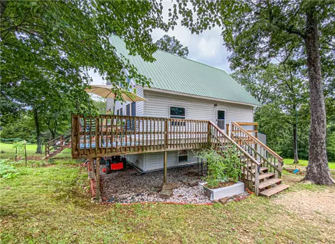 1321 Airport Rd, Huntsville, AR 72740