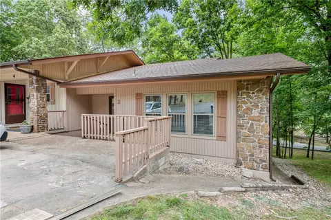 2 William Ln, Bella Vista, AR 72715