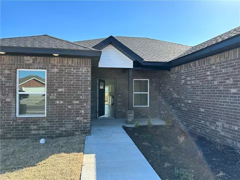 311 Grove Ln, Bentonville, AR 72713