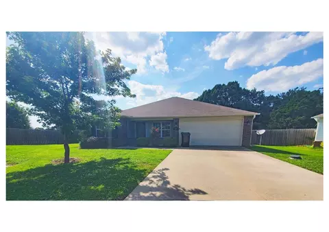 3771 Alliance Dr, Springdale, AR 72764