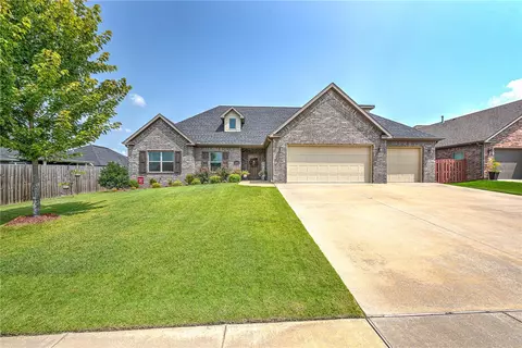 1210 Marcello Ave, Springdale, AR 72762