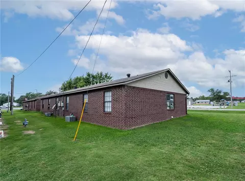 619 621 1st Ave, Gentry, AR 72734 photo 18