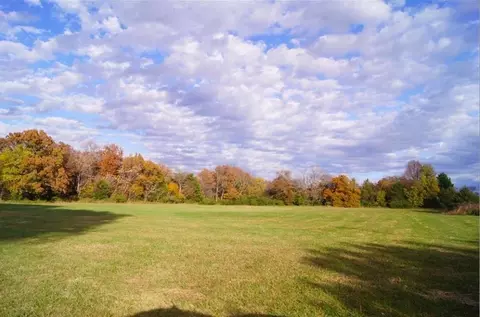 W Napier Drive, Greenland, AR 72737