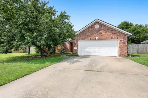 4788 Tumbleweed St, Fayetteville, AR 72704