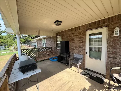 316 Miller St, Altus, AR 72821 photo 33