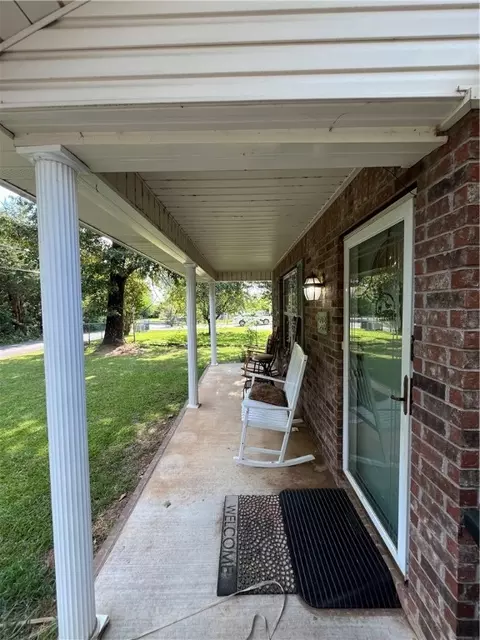 316 Miller St, Altus, AR 72821 photo 2
