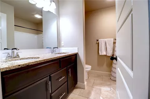 Bath - 1010 E Sumac St, Rogers, AR 72756 photo 1 of 4