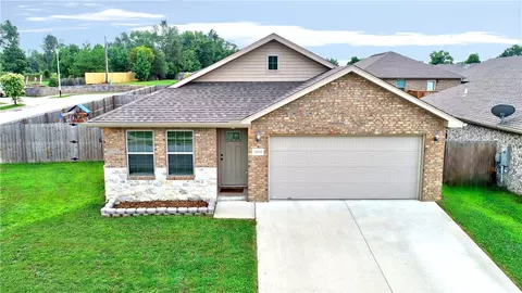 1010 E Sumac St, Rogers, AR 72756