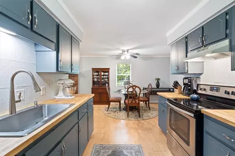 Kitchen - 304 Eames Ave, Springdale, AR 72764 photo 3 of 3