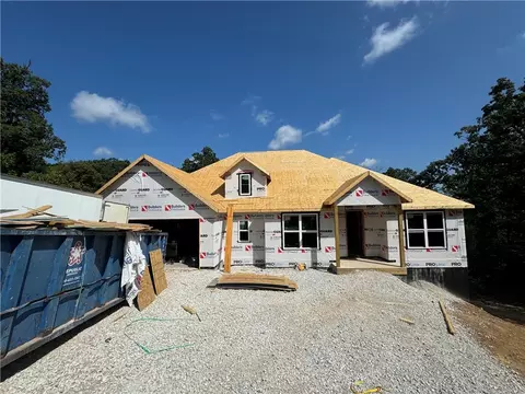12 Grier Ln, Bella Vista, AR 72715