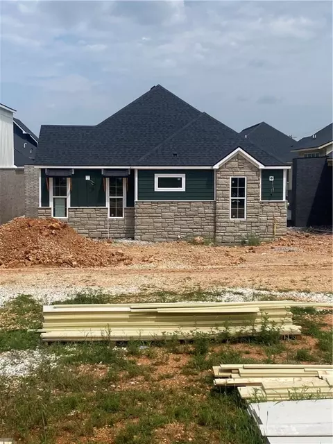 3404 SW Scoggins Rd, Bentonville, AR 72713