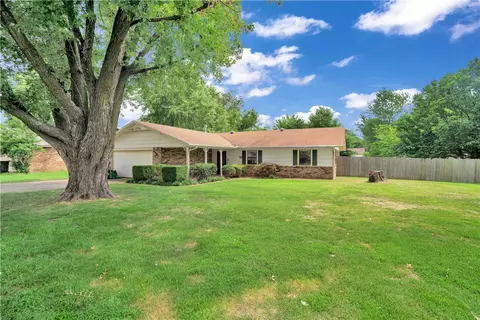 1501 Willard St, Springdale, AR 72762